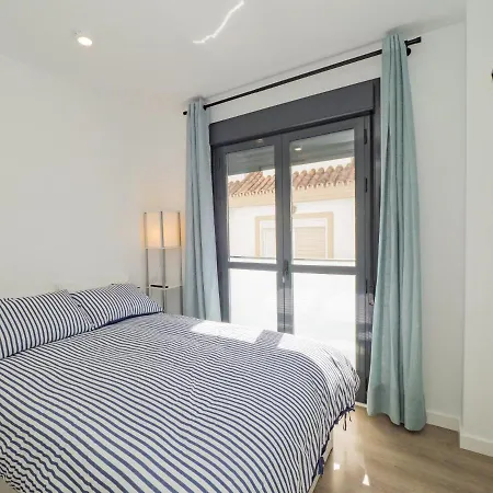 Cubo's Apartamento Aisku Playa * Fuengirola